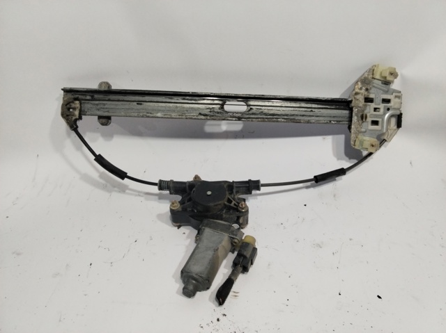 HYUNDAI 824021G010 Стеклоподъемник передней правой двери в наличии Украина