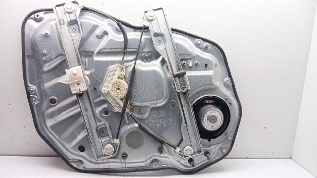 824022P011 HYUNDAI купить в Украина