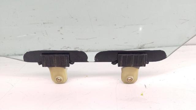 82410C8010 HYUNDAI Стекло двери передней левой купить в Полтава