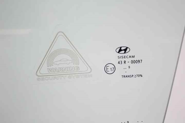 82410C8010 HYUNDAI Стекло двери передней левой купить в Тернополь