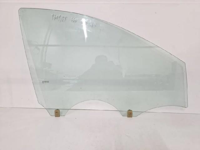 HYUNDAI 824211J010 Стекло двери передней правой в наличии Запорожье