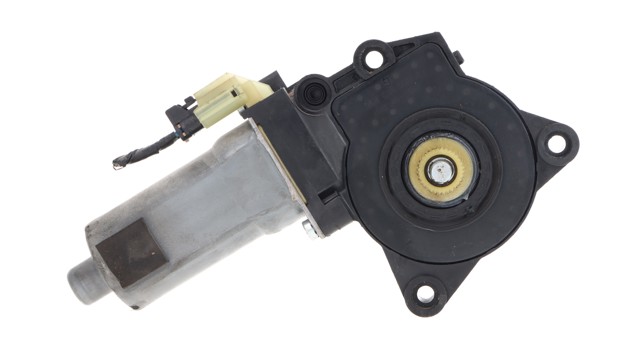 824501D000 HYUNDAI Мотор стеклоподъемника двери передней левой купить в Ужгород
