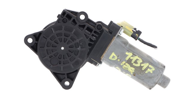 824501D000 HYUNDAI Мотор стеклоподъемника двери передней левой купить в Черновцы