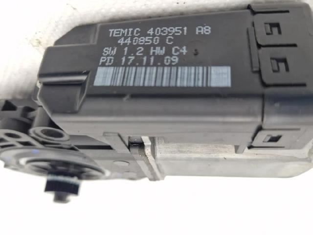 824501H000 HYUNDAI Мотор стеклоподъемника двери передней левой купить в Одесса