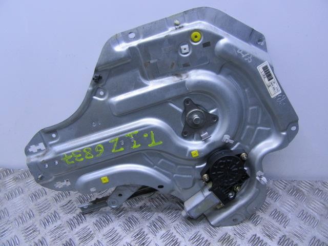 824502D001 HYUNDAI Мотор стеклоподъемника двери передней левой купить в Николаев
