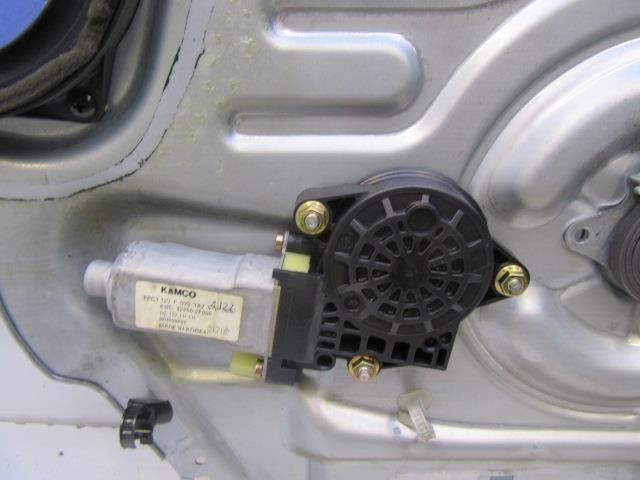 824502F000 HYUNDAI Мотор стеклоподъемника двери передней левой купить в Днепр