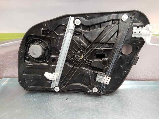 Regulador do vidro dianteiro esquerdo para Hyundai i40 1.7 CRDI D4FD 824503Z010