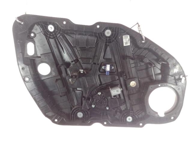 82450D4000 HYUNDAI Стекло двери передней правой купить в Украина
