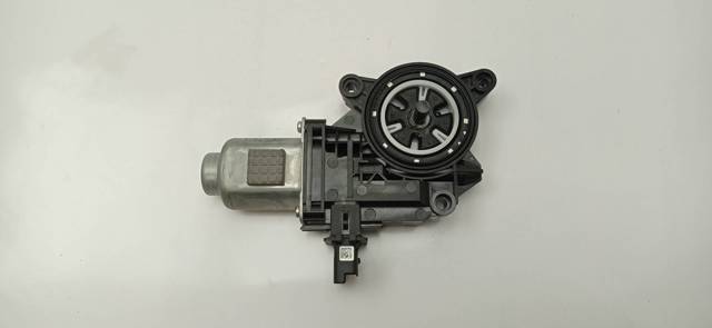 HYUNDAI 82450G2020 в наличии Черновцы