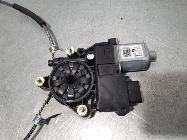 82450H8010 HYUNDAI Мотор стеклоподъемника двери передней левой купить в Винница