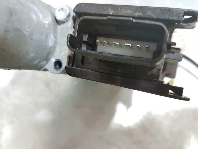 HYUNDAI 82450H8010 Мотор стеклоподъемника двери передней левой в наличии Каменское
