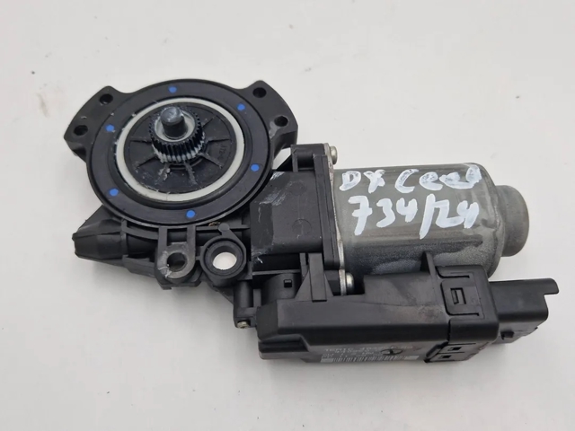HYUNDAI 824601H310 Мотор стеклоподъемника двери передней правой в наличии Одесса