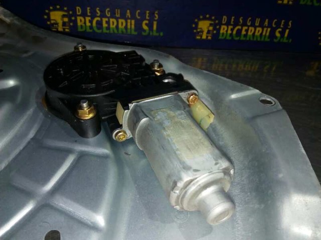 HYUNDAI 824602D001 Мотор стеклоподъемника двери передней правой в наличии Винница