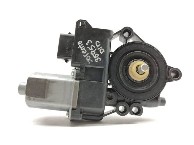 824602P010 HYUNDAI Мотор стеклоподъемника двери передней правой купить в Ровно