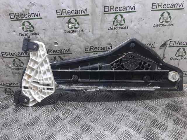 HYUNDAI 824602V000 Мотор стеклоподъемника двери задней правой в наличии Тернополь