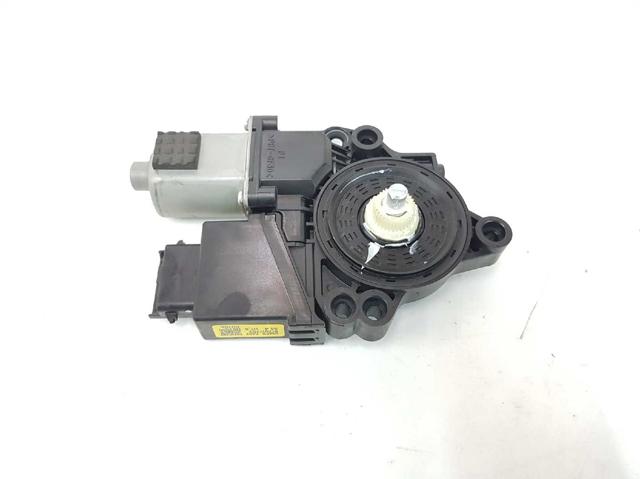 Motor de acionamento de vidro da porta dianteira direita 824602W020 Hyundai/Kia