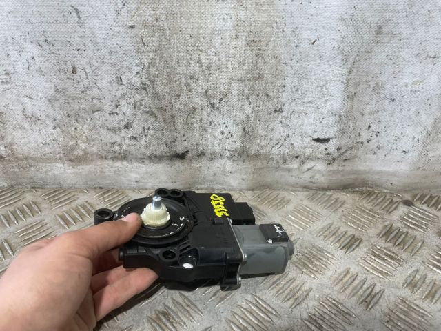 824602W020 HYUNDAI Мотор стеклоподъемника двери передней правой купить в Одесса