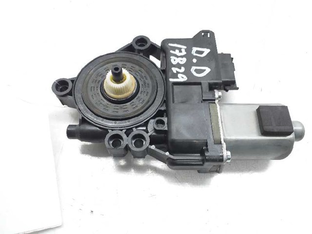 Motor de acionamento de vidro da porta dianteira direita 824603Z010 Hyundai/Kia