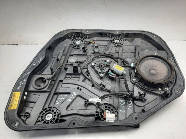 82460D7000 HYUNDAI Мотор стеклоподъемника двери передней правой купить в Сумы