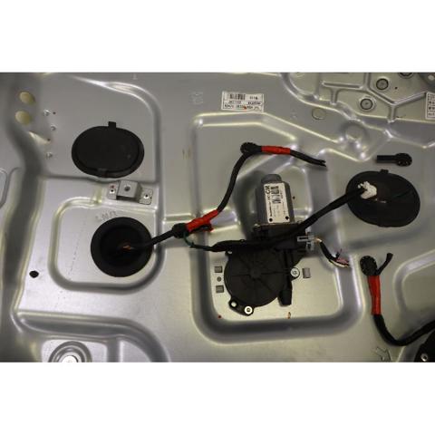 HYUNDAI 824702B030 в наличии Ровно