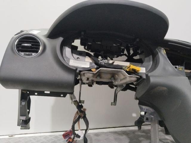 824705 PEUGEOT купить в Одесса