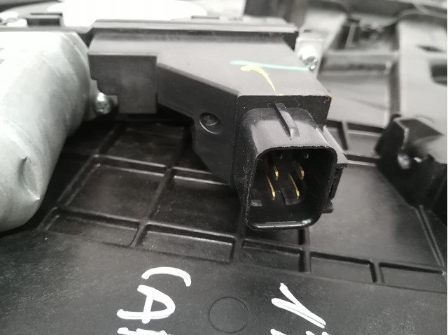 Regulador do vidro dianteiro esquerdo para Kia Carens IV 1.7 CRDI D4FD 82471A4030