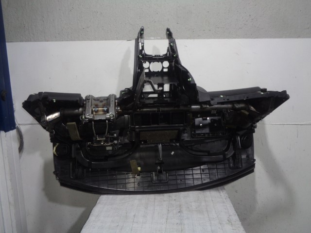 824780 PEUGEOT купить в Ужгород