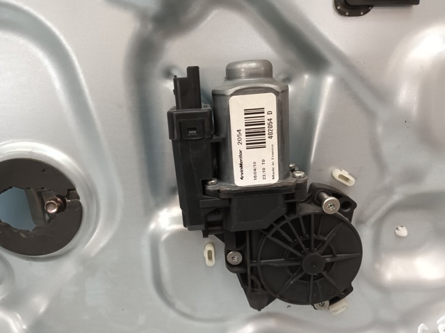 824801H130 HYUNDAI купить в Павлоград