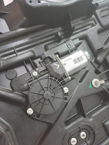 824812T020 HYUNDAI Стеклоподъемник передней правой двери купить в Львов