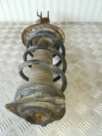 824903002933 NISSAN Амортизатор передний правый купить в Днепр