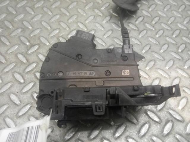 825004167R RENAULT Замок двери задней левой купить в Хмельницкий