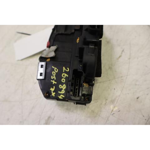 825004EA2A RENAULT Замок двери задней правой купить в Киев