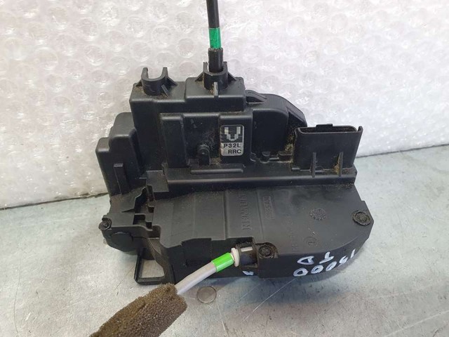 82500JD90C NISSAN Замок двери задней правой купить в Киев