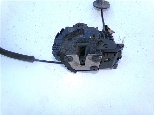 825019935R RENAULT Замок двери задней левой купить в Хмельницкий
