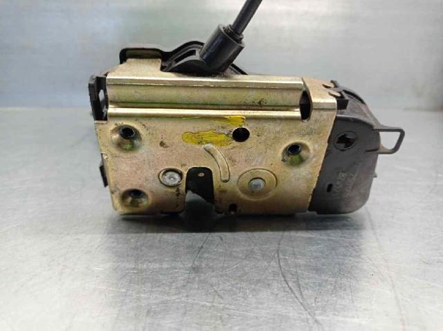82501AV600 NISSAN Замок двери задней левой купить в Ровно