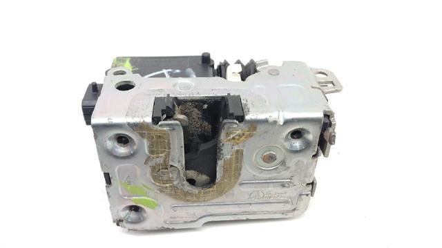 825029556R RENAULT Замок двери задней правой купить в Киев