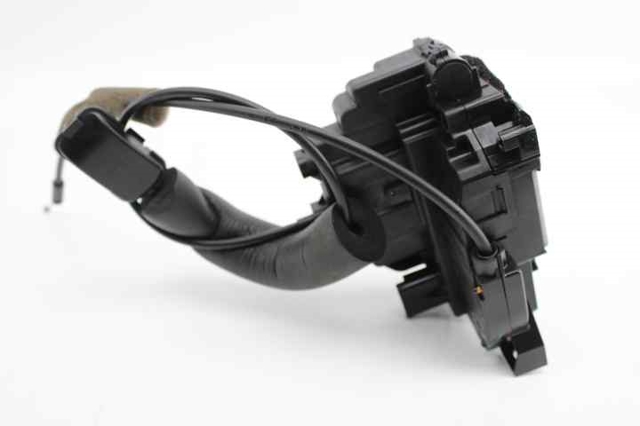 825038840R RENAULT купить в Ирпень