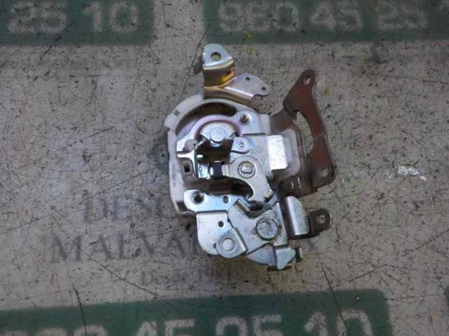 825086753R RENAULT Замок двери задней левой купить в Каменское