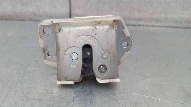 SUZUKI 8251063J00000 Замок багажника в наличии Одесса