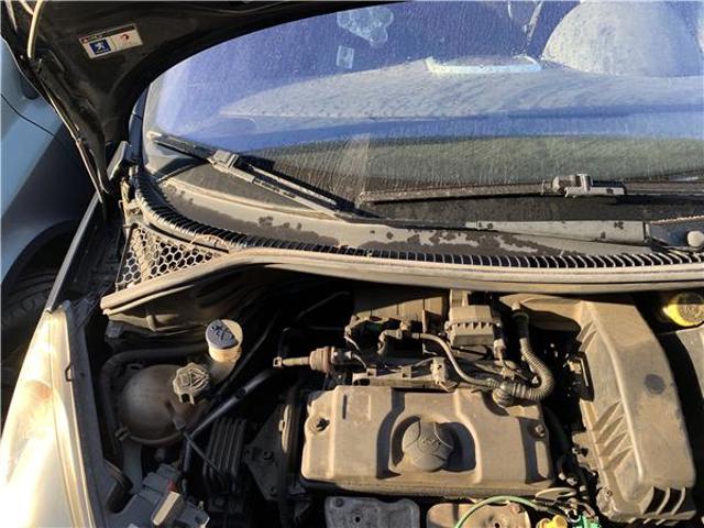8251Y0 PEUGEOT Водосток лобового стекла, жабо купить в Черновцы