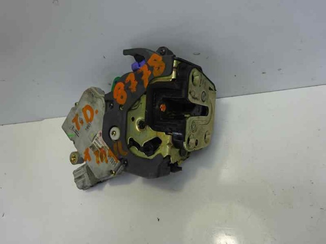 825528H710 NISSAN купить в Павлоград