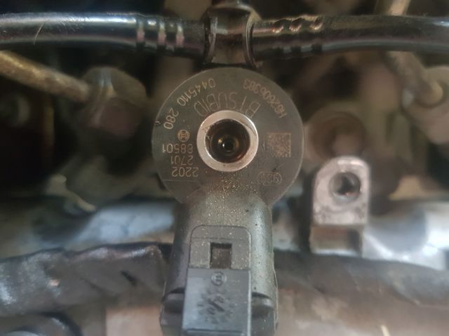 82606383 RENAULT Форсунка впрыска топлива купить в Львов