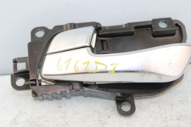 82610C5010SA1 HYUNDAI купить в Павлоград