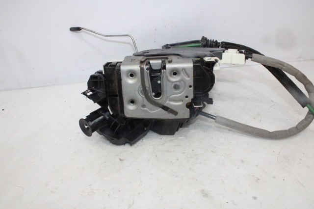 826115DM1A NISSAN Держатель наружной ручки двери задней левой купить в Киев