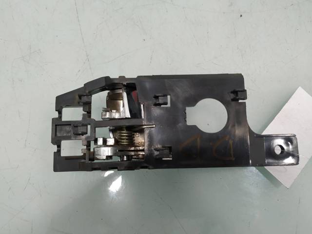 HYUNDAI 826201F010 Ручка  боковой двери внутренняя правая в наличии Ирпень