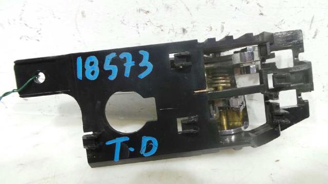 HYUNDAI 826201F010 Ручка  боковой двери внутренняя правая в наличии Николаев