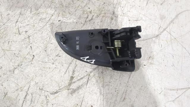 826201H000EQ HYUNDAI Ручка двери передней внутренняя правая купить в Каменское