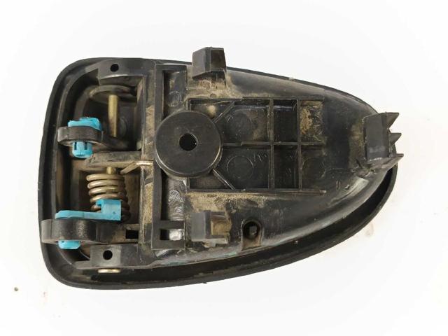 HYUNDAI 8262025000YN Ручка двери правой внутренняя передняя/задняя в наличии Николаев