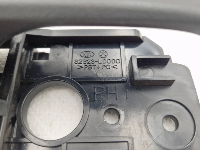 HYUNDAI 826202F000GW в наличии Ирпень