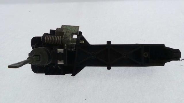 HYUNDAI 826511H000 Ручка двери правой наружная передняя/задняя в наличии Черновцы